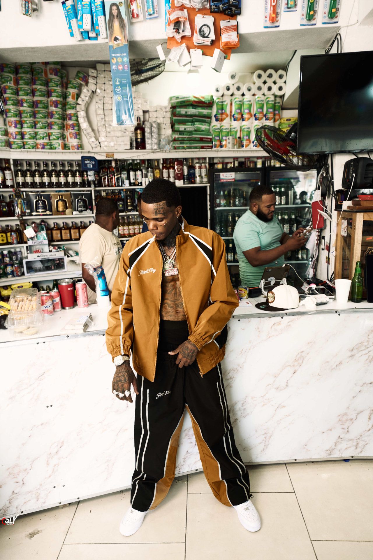 The Track Set — View 01 · Full Look